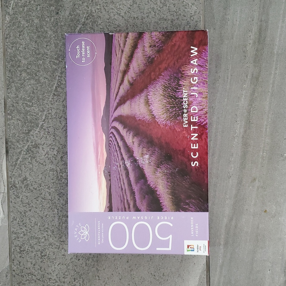 SCENTED LAVENDER FIELDS - 500-PIECE JIGSAW PUZZLE - NWOT